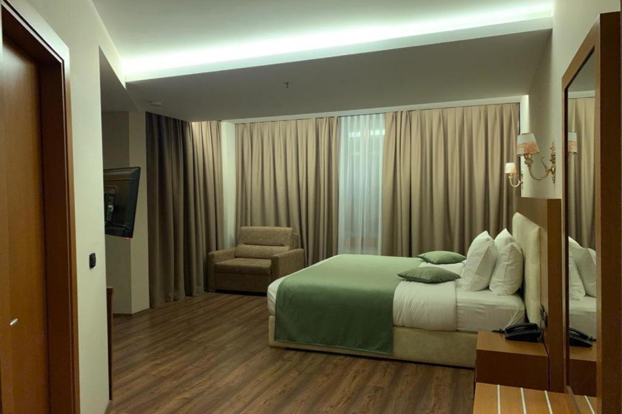 Albanopolis Hotel Tirana Kültér fotó