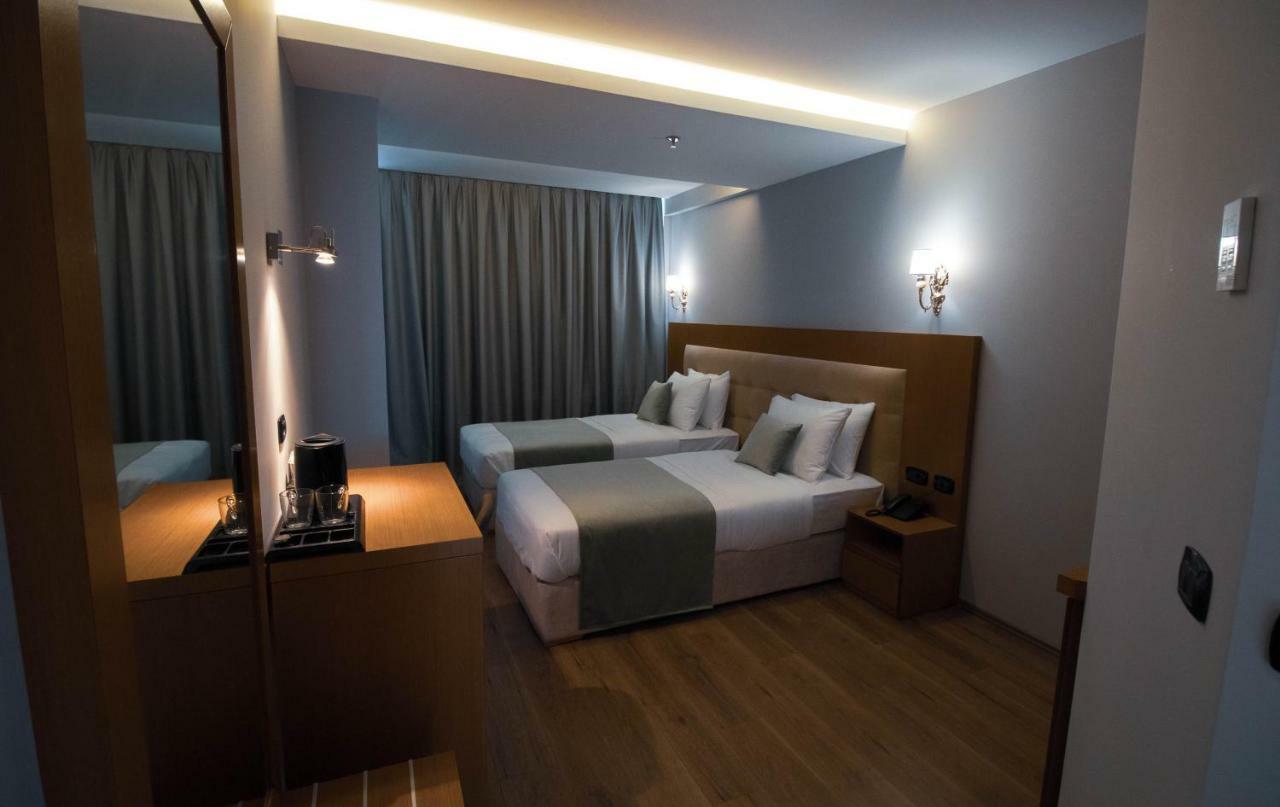 Albanopolis Hotel Tirana Kültér fotó