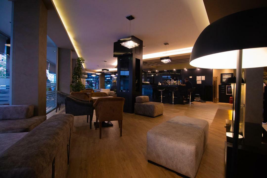Albanopolis Hotel Tirana Kültér fotó